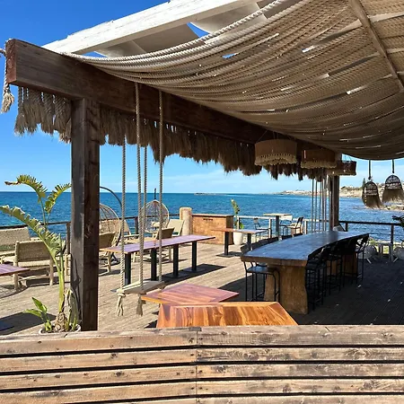 Ugentomarina 2026 50metri Dal Mare * Торре-Сан-Джованни-Удженто